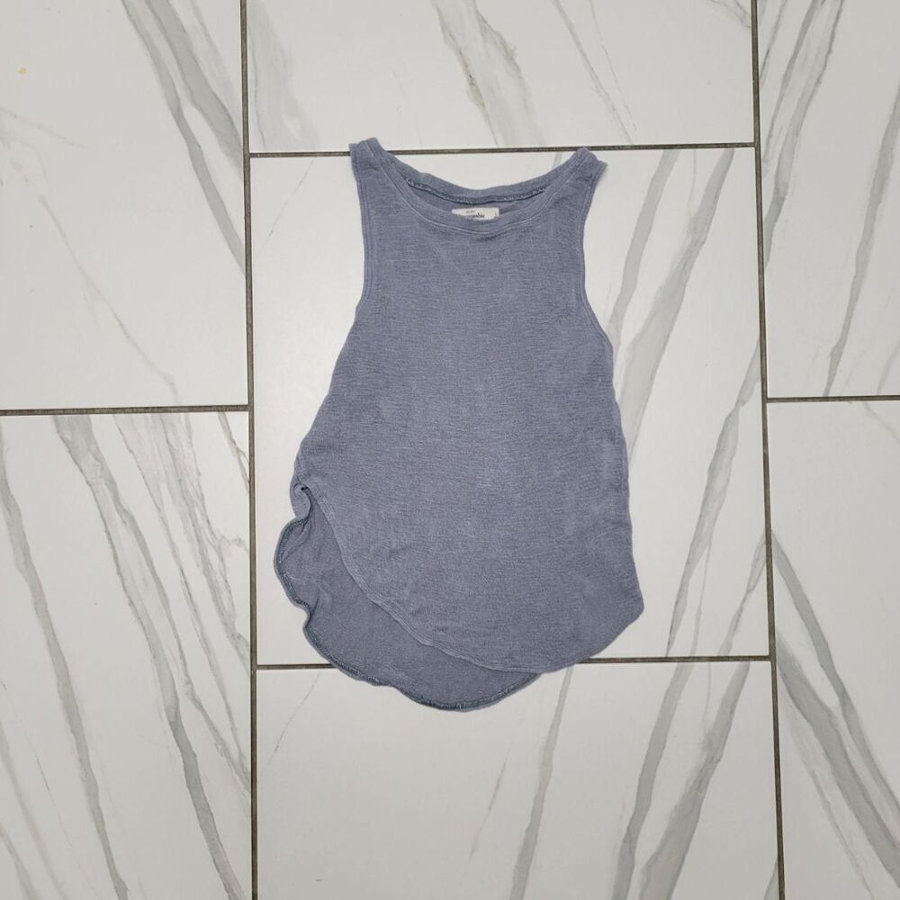 Abercrombie-fitch Women's Blue and Grey T-shirt